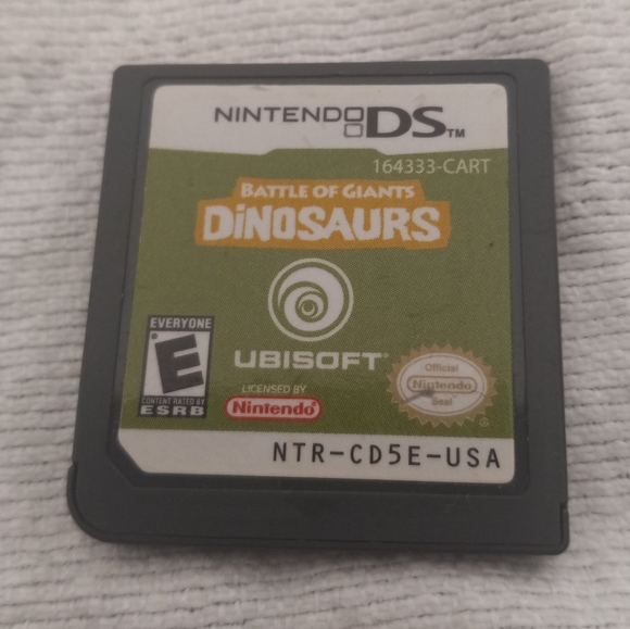 EUC Battle of Giants Dinosaurs | Nintendo DS 2008 | Authentic US Version - Picture 1 of 4
